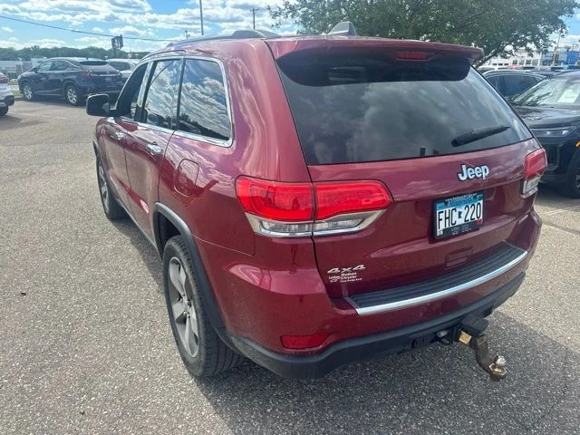 Used 2015 Red Jeep Limited image 5