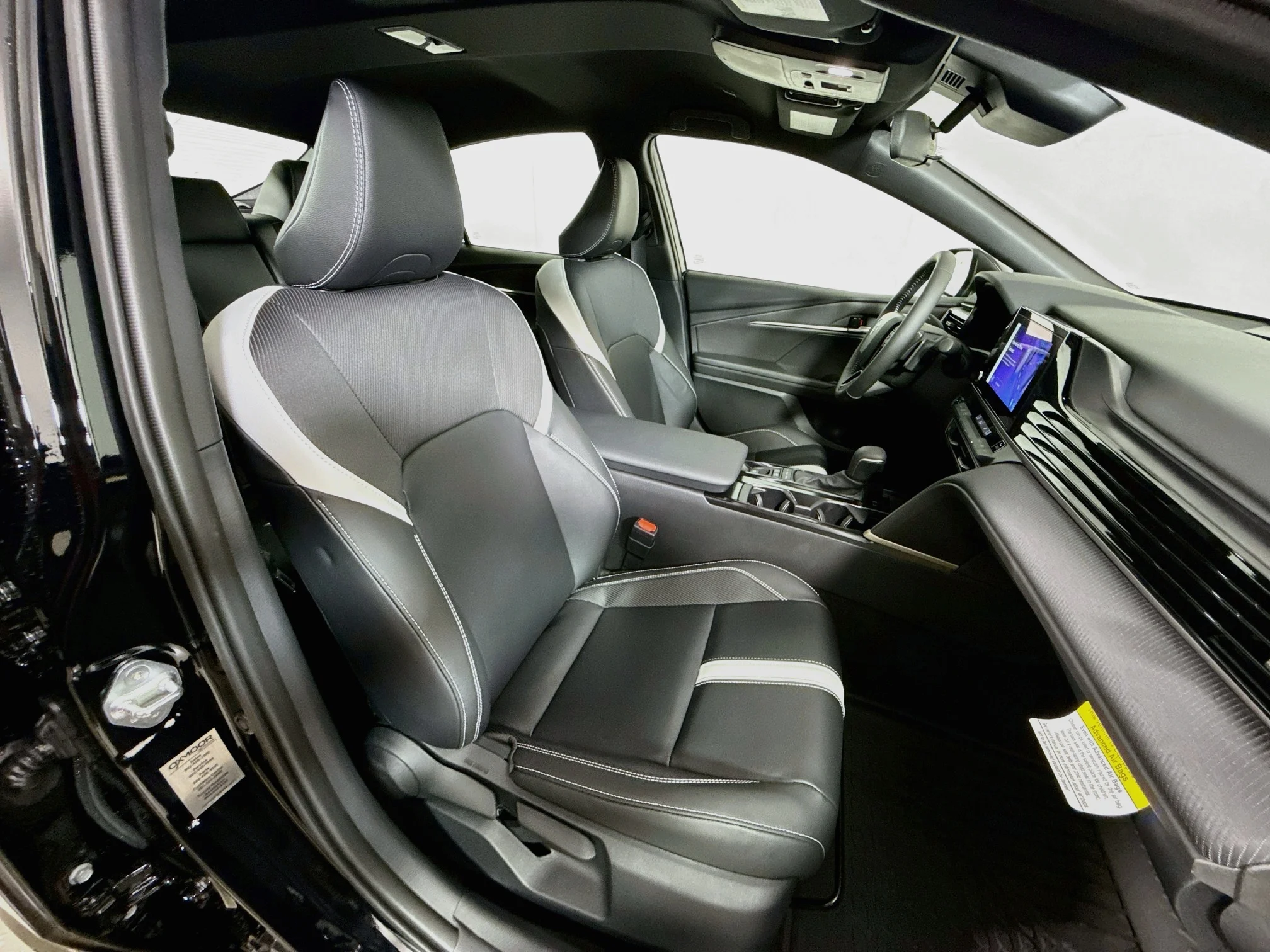 New 2026 Midnight Black Metallic Toyota SE image 25