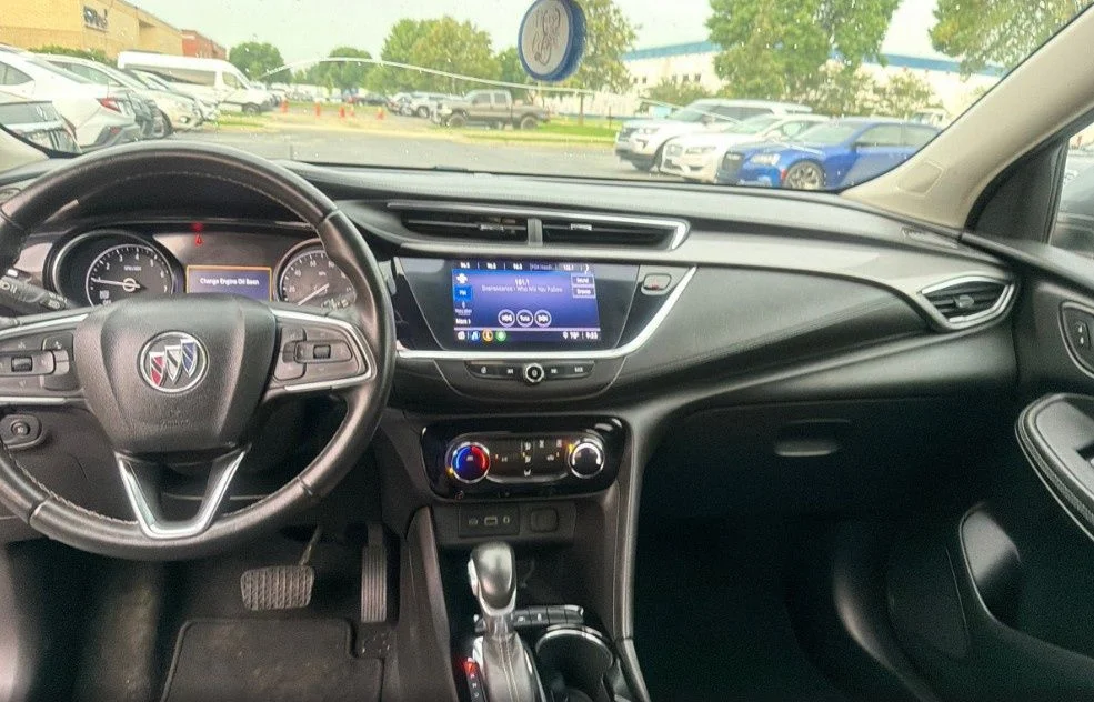 Used 2020 Gray Buick Preferred image 10