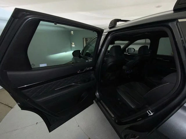 Used 2022 Green Hyundai Calligraphy image 23