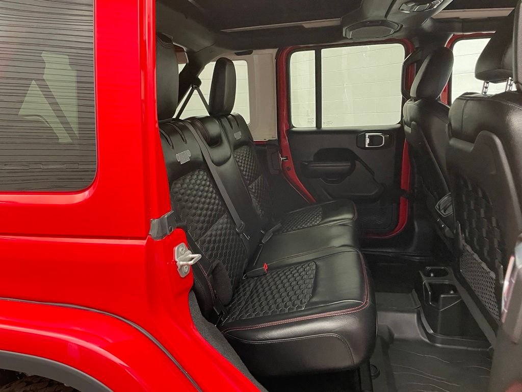 Used 2022 Red Jeep Unlimited Rubicon image 28