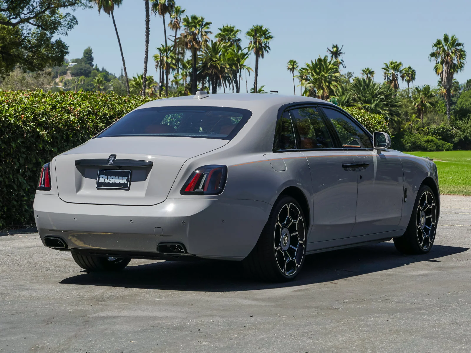 2026 Rolls-Royce Ghost Black Badge - Photo 7