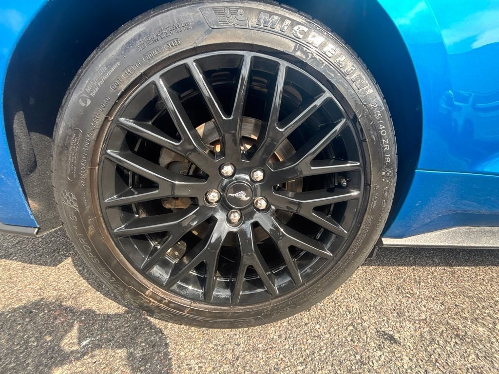 Used 2020 Blue Ford GT image 22