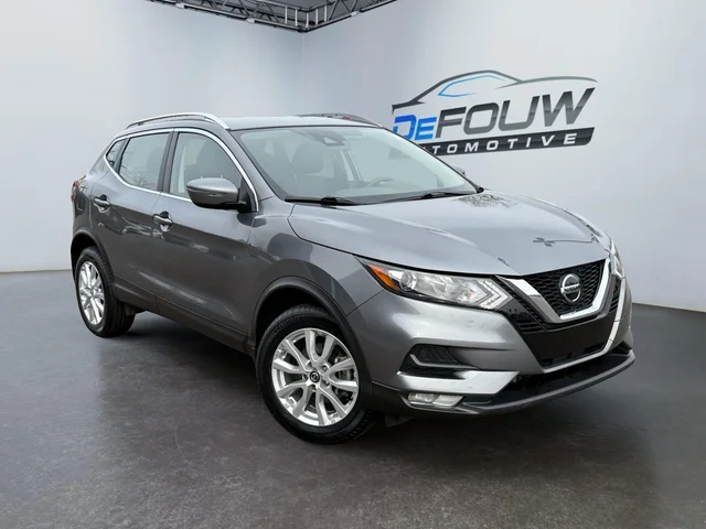 2022 Nissan Rogue Sport SV