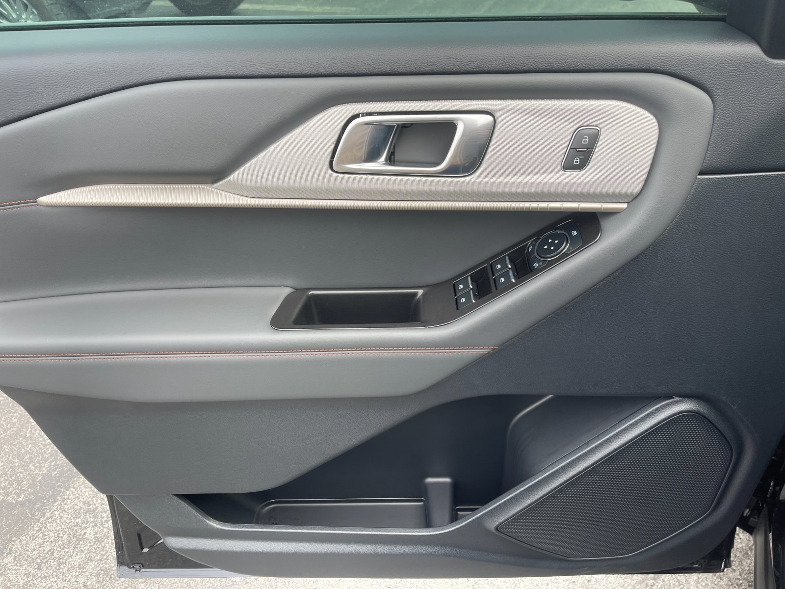 New 2026 Agate Black Metallic Ford Active image 11