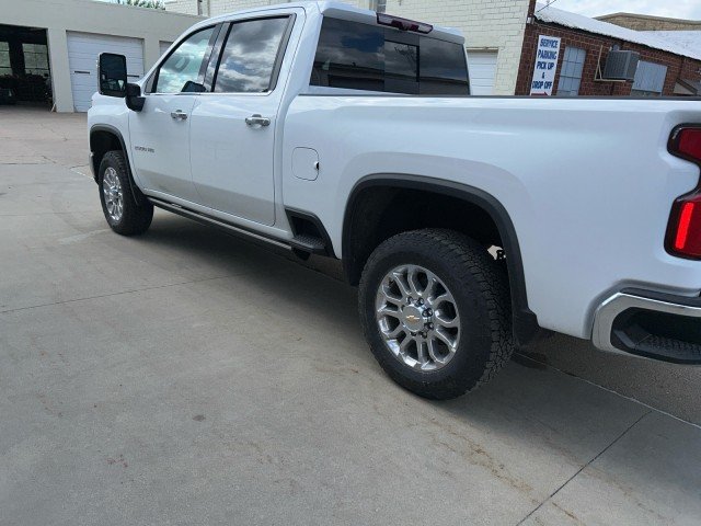 2025 Chevrolet Silverado 2500 HD LTZ - Photo 6