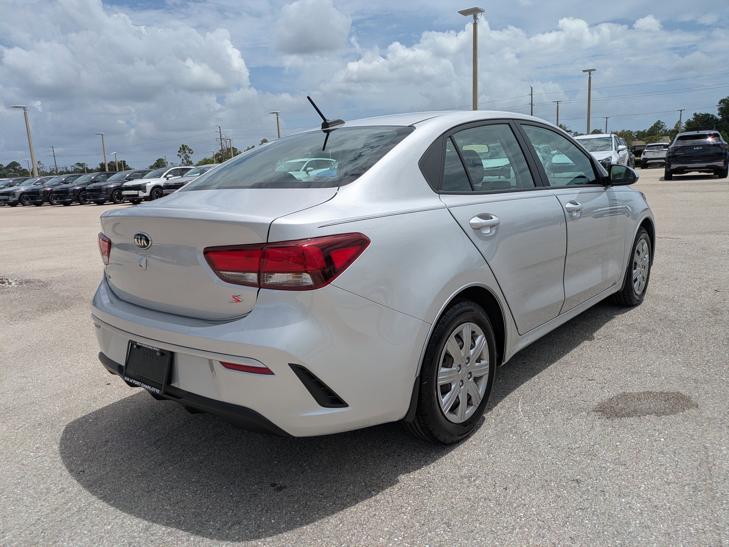 Certified Used 2021 Silky Silver Kia S image 4