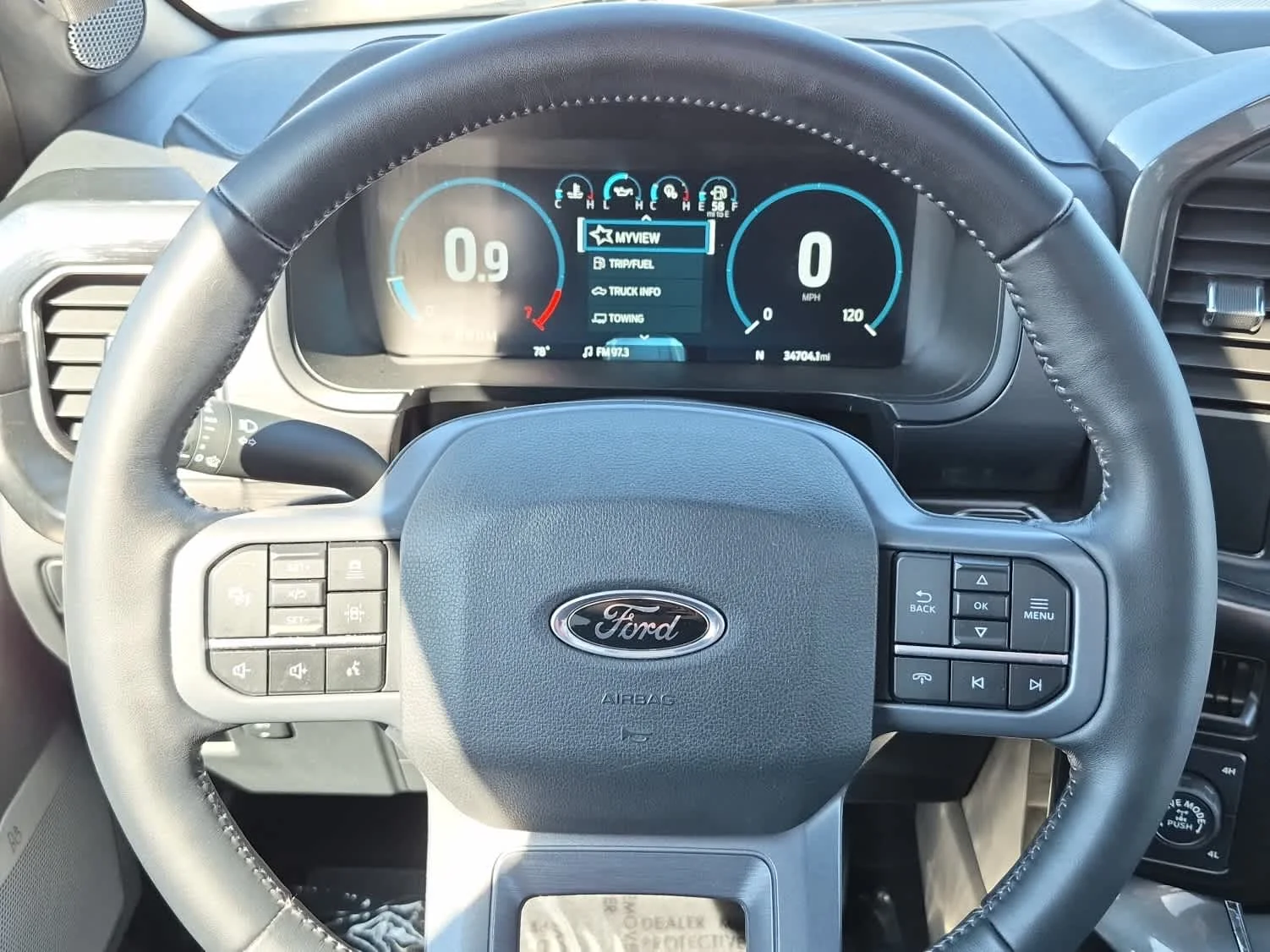 Certified Used 2023 Oxford White Ford LARIAT image 18