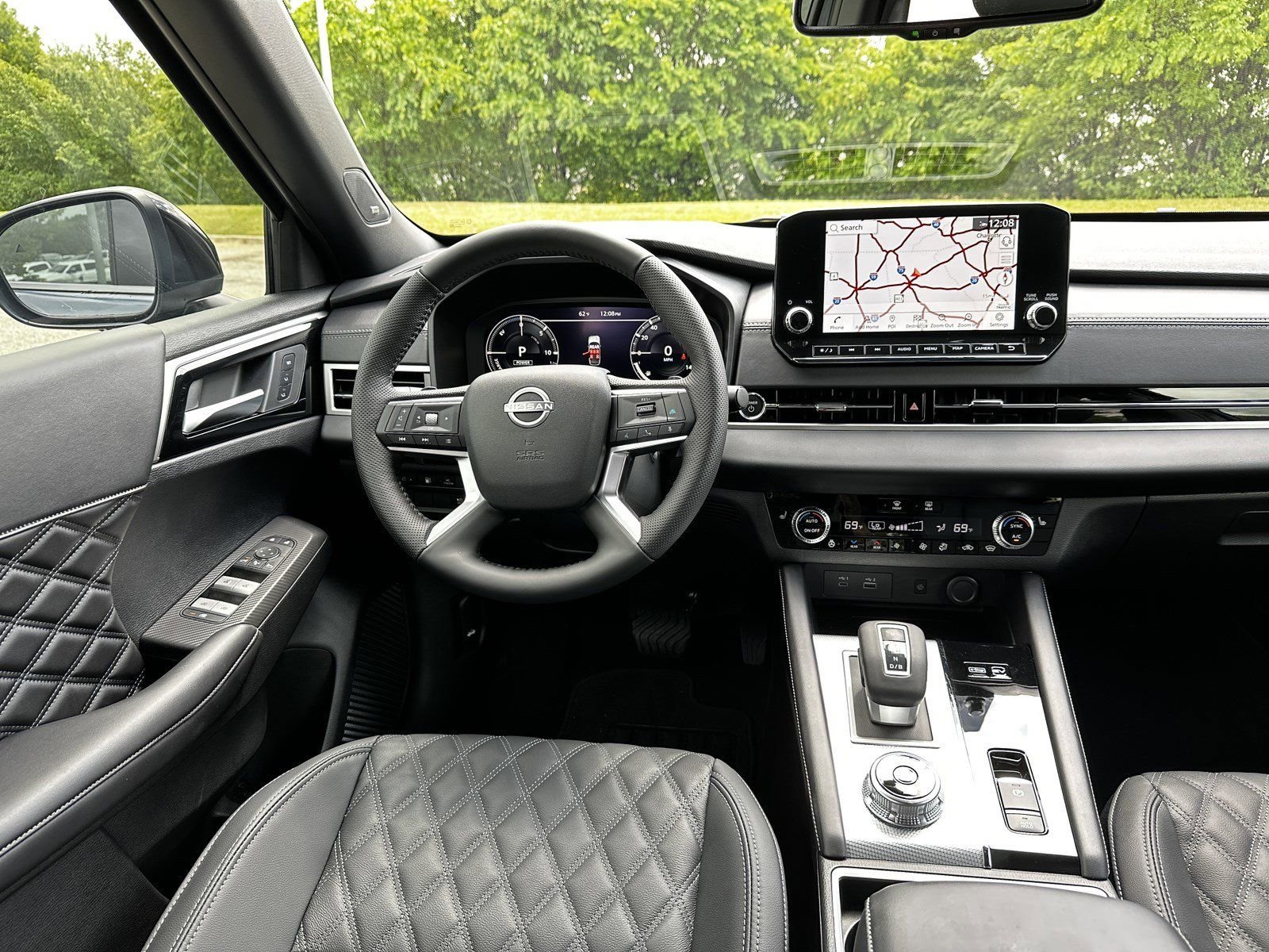 New 2026 Gray Nissan Platinum image 22