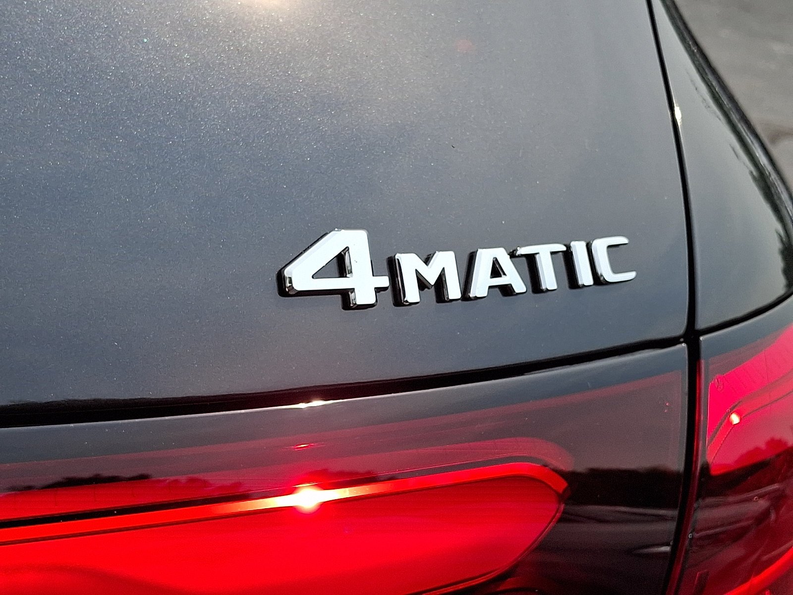New 2027 Graphite Grey Metallic Mercedes-Benz GLC 300 image 41
