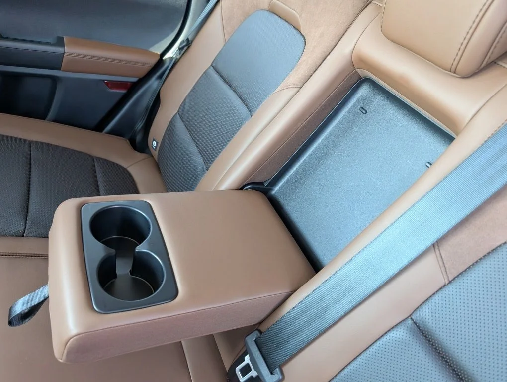 Used 2024 Gray Ford Badlands image 18