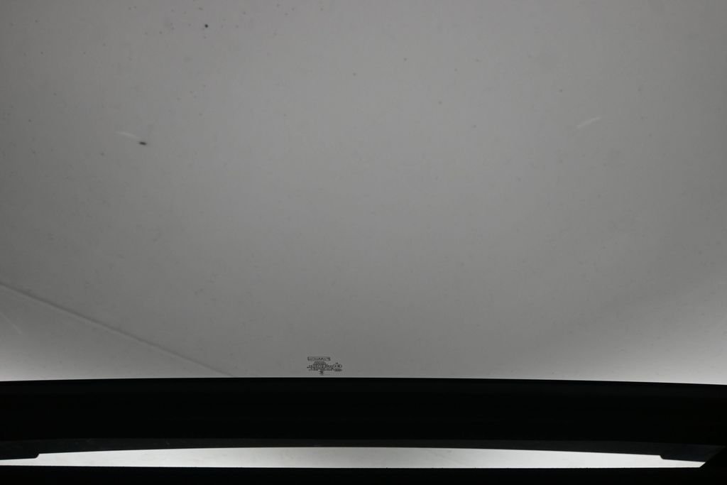 Used 2023 Black Lincoln Reserve image 22