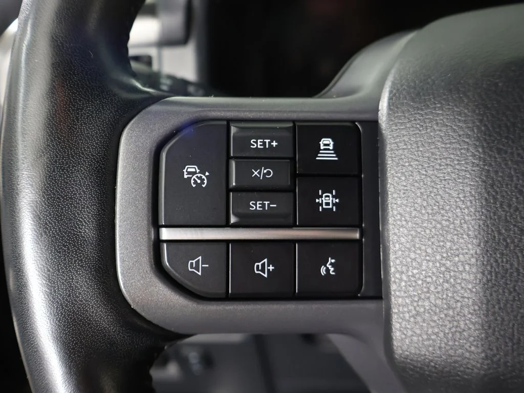 Used 2024 Agate Black Metallic Ford Lariat image 47