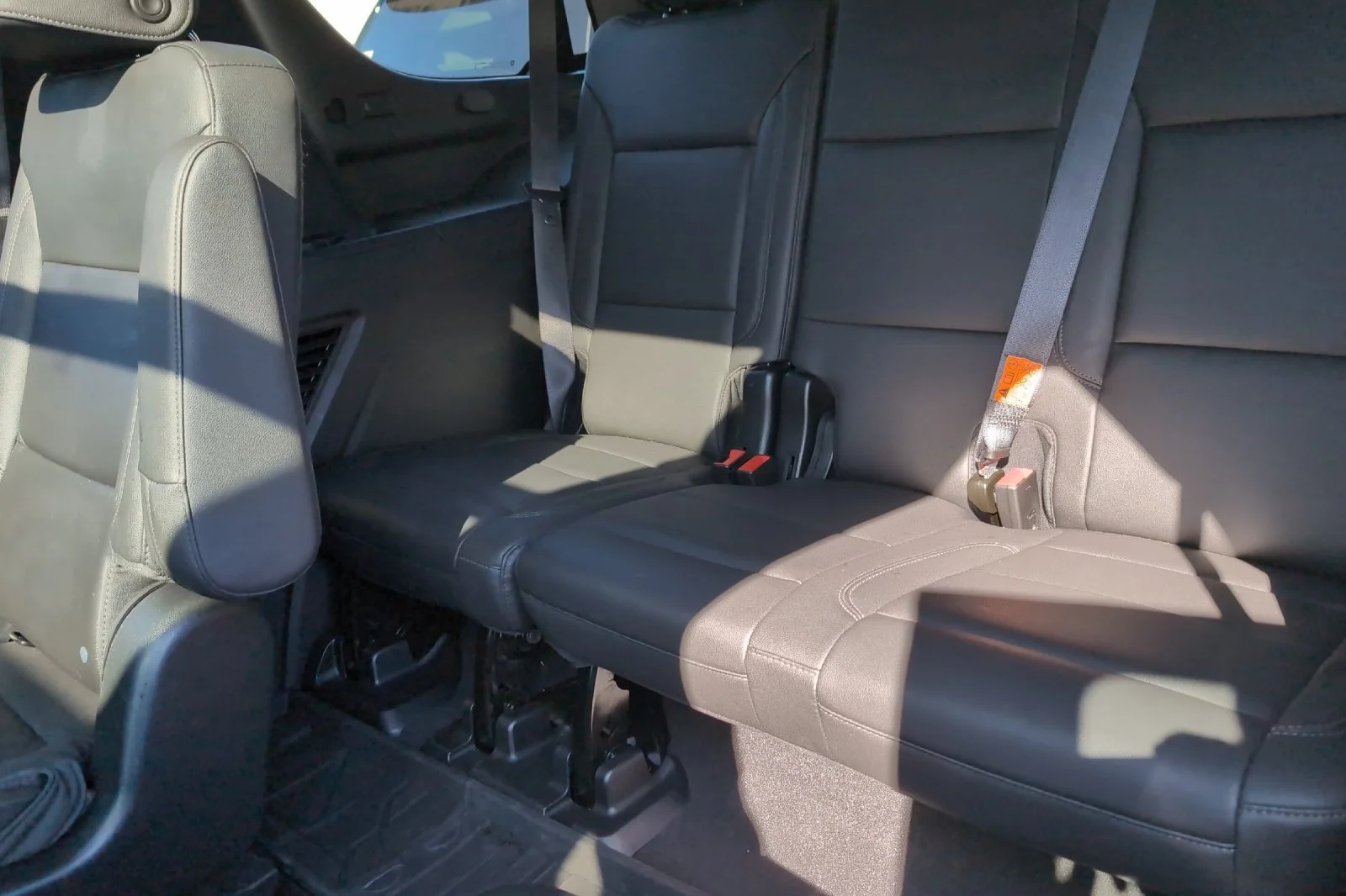 Used 2023 SUMMIT WHITE Chevrolet Z71 image 16