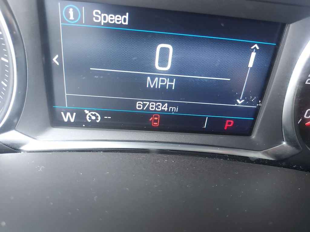 Used 2024 White GMC SLE image 19