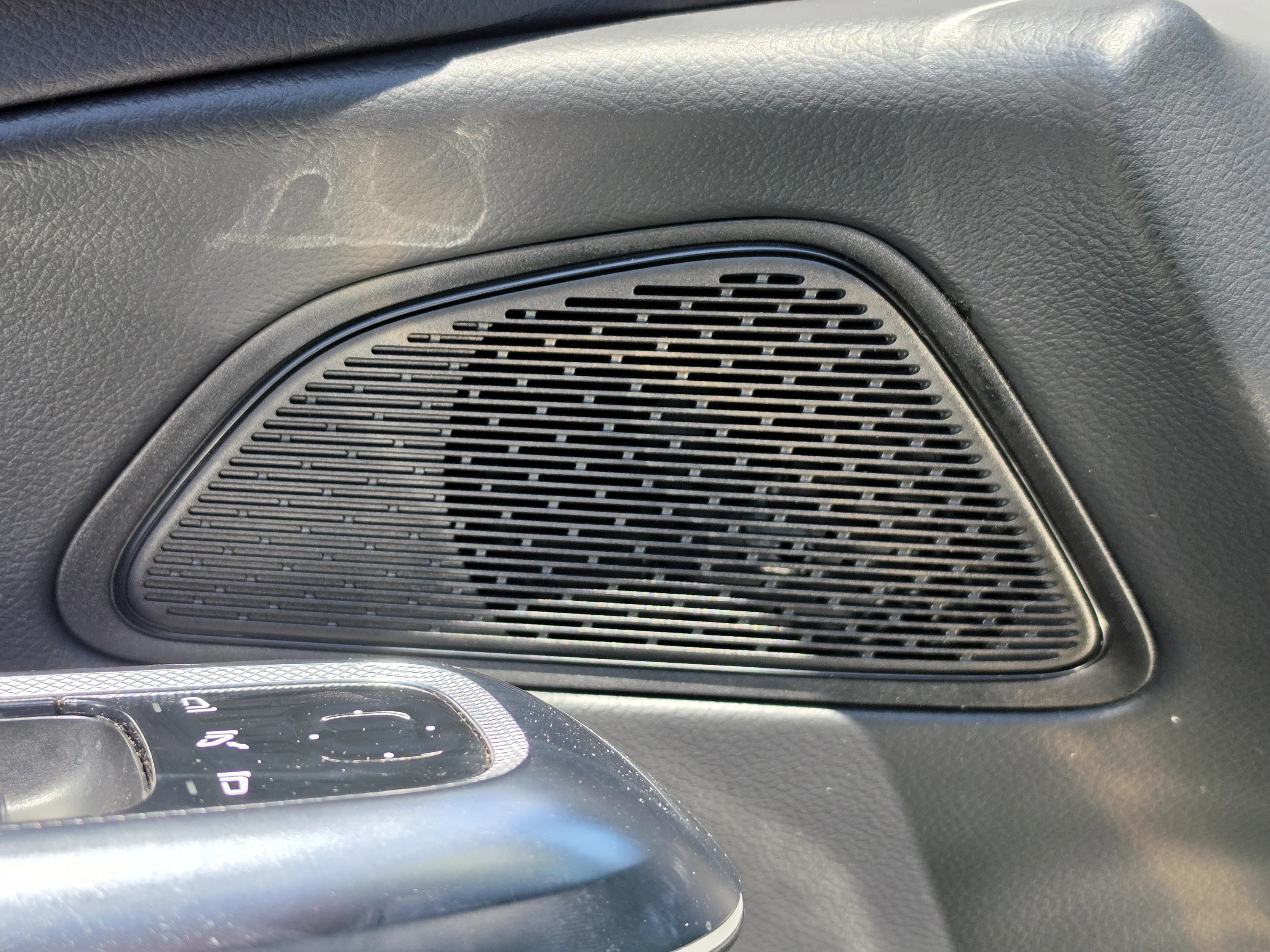 Used 2025 Obsidian Black Metallic Mercedes-Benz E 350 image 21