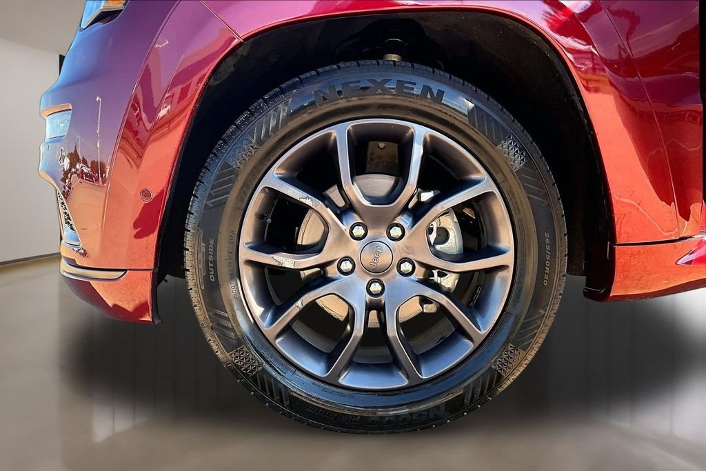 Used 2020 Red Jeep Overland image 8