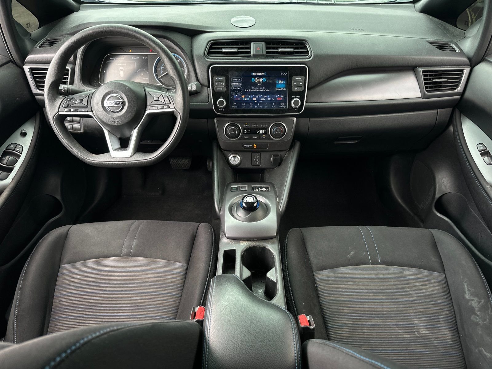 Used 2022 Super Black Nissan S image 12