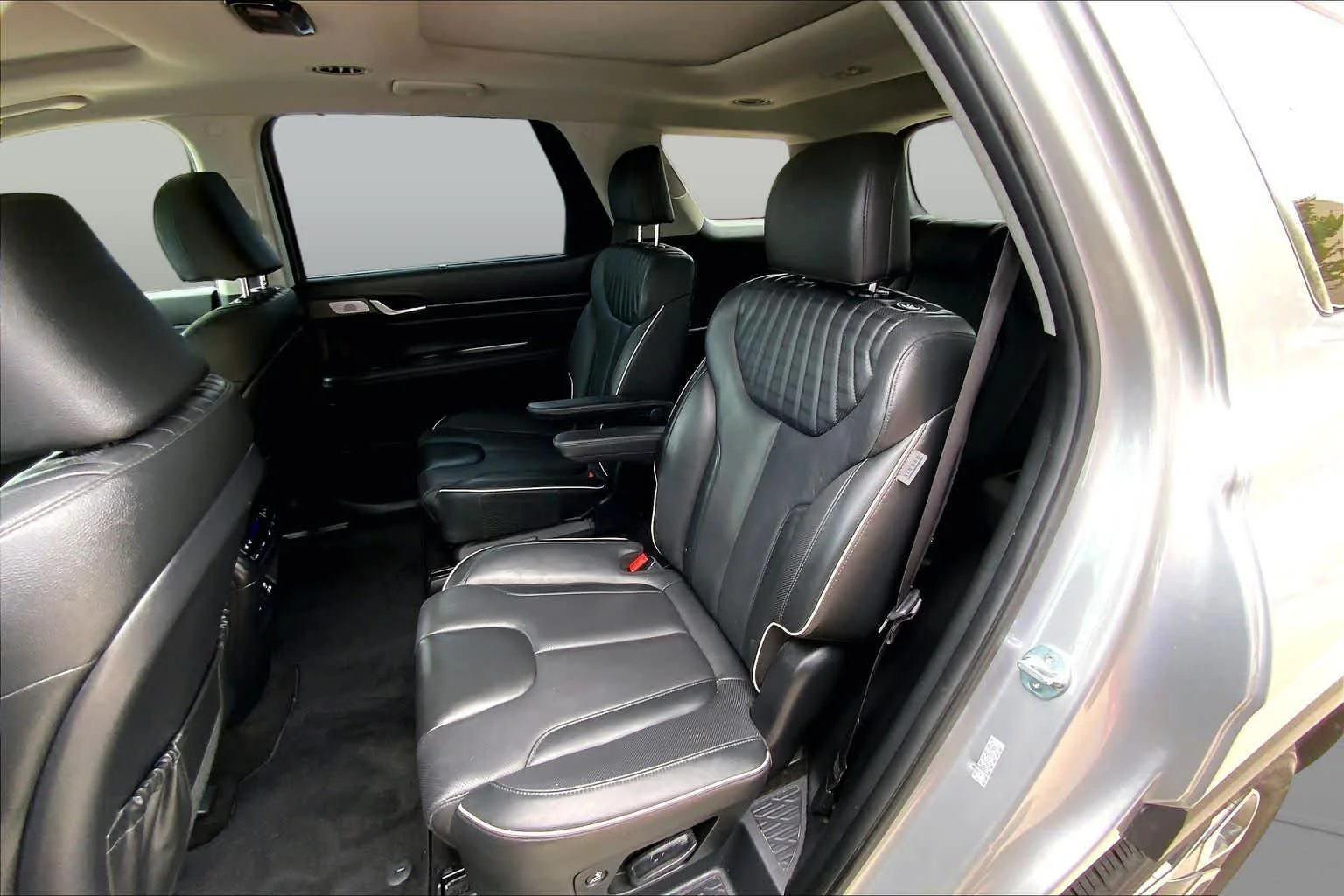 Used 2023 Typhoon Silver Hyundai Limited image 21