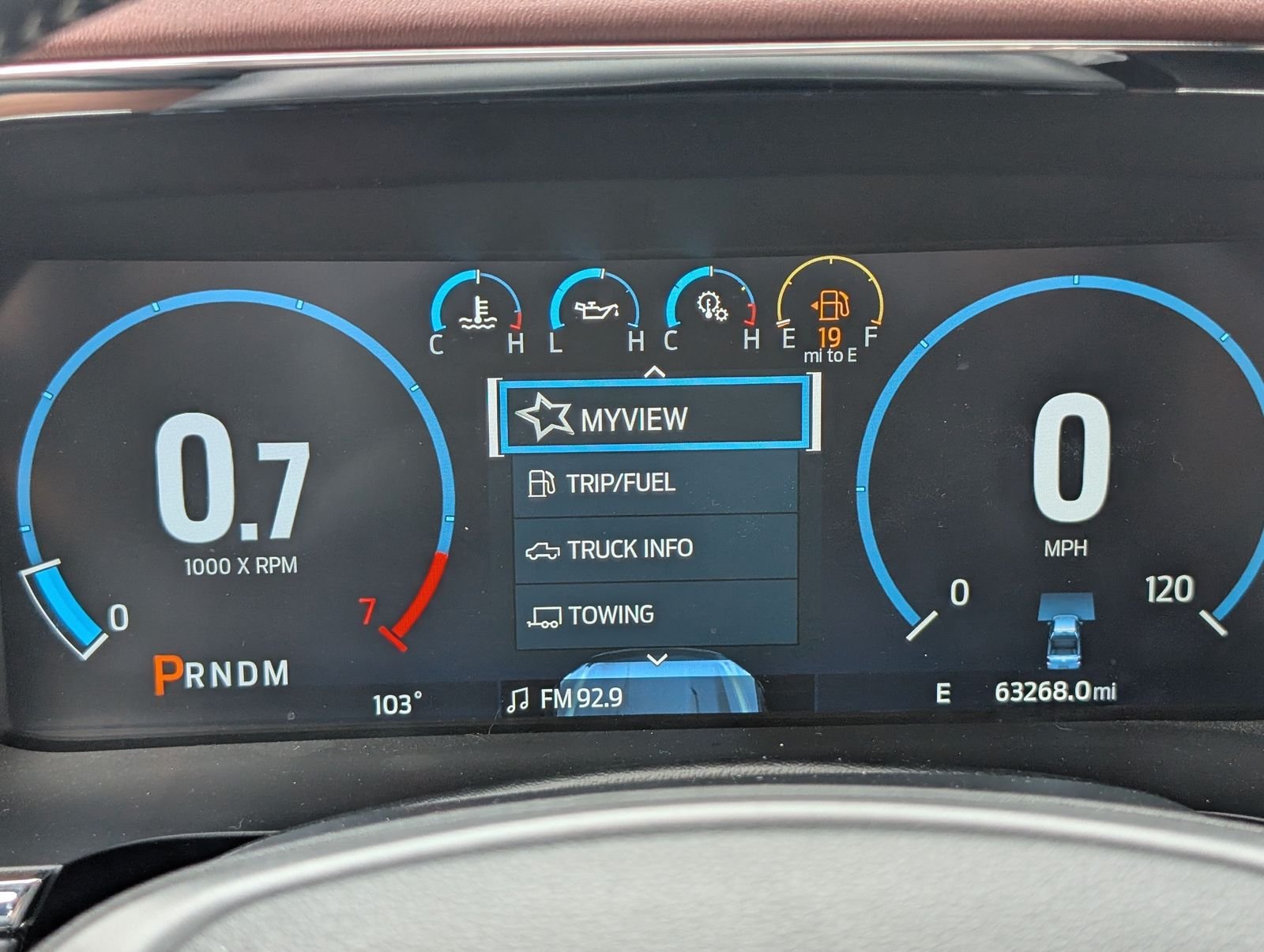 Used 2022 Oxford White Ford Lariat image 30