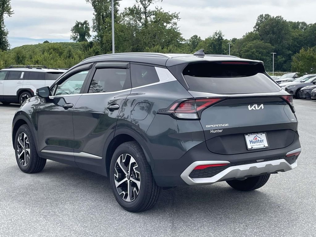 Used 2024 Gravity Gray Kia EX image 27