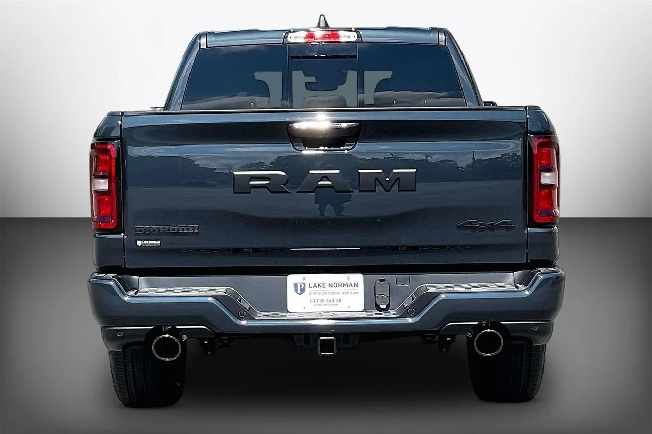 New 2026 Forged Blue Metallic Exterior Paint RAM Big Horn/Lone Star image 7