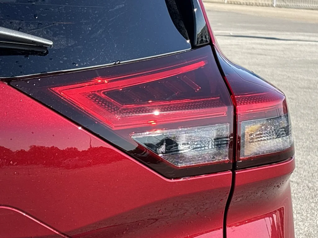 New 2026 Scarlet Ember Tintcoat Nissan Platinum image 5