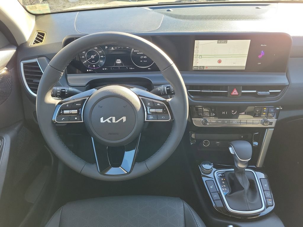 New 2026 Black Kia EX image 18