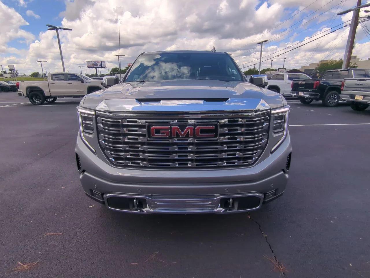 2026 GMC Sierra 1500 Denali - Photo 8