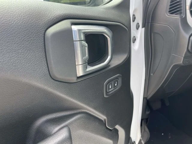 Used 2026 White Jeep Sport image 19