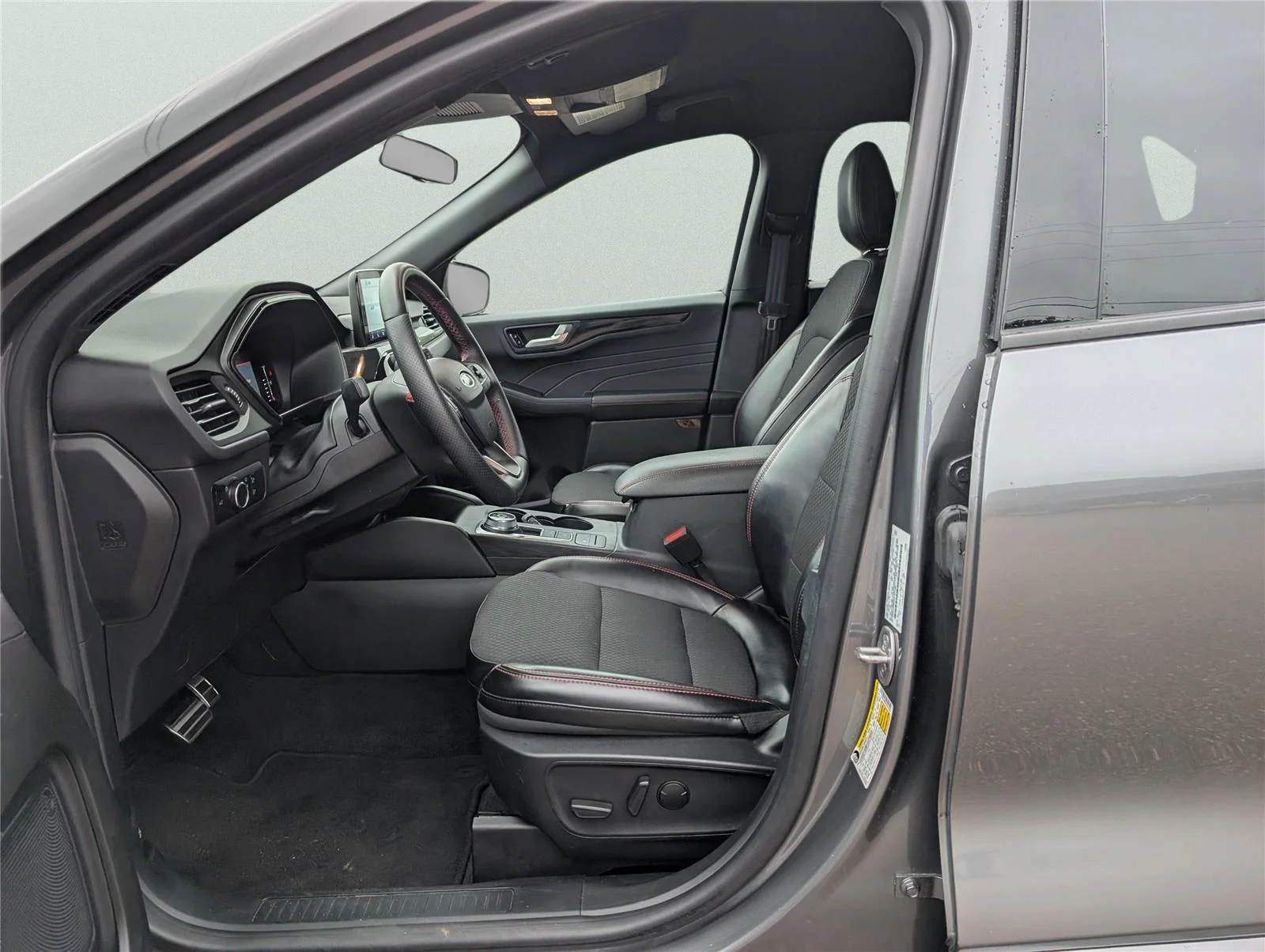 Used 2024 Carbonized Gray Ford ST-Line image 14