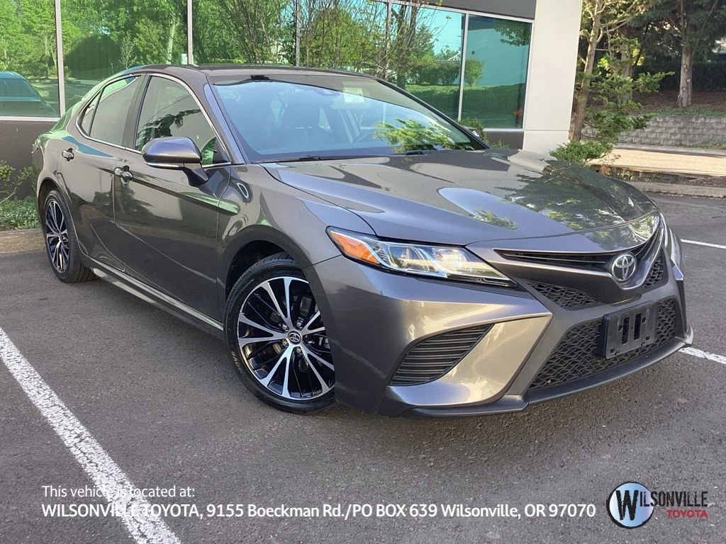 2020 Toyota Camry 2.5 Auto SE AWD's photo