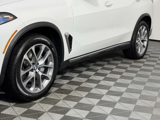2025 BMW X5 40i - Photo 13