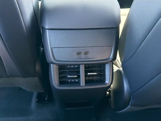 2027 Chevrolet Equinox LT - Photo 27