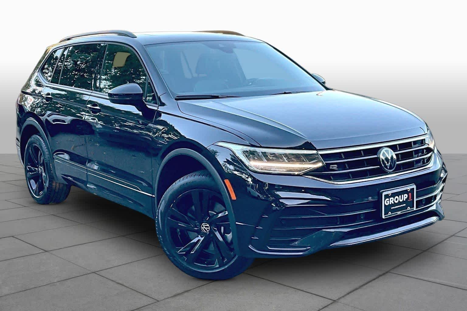 Used 2024 Deep Black Pearl Volkswagen SE R-Line Black image 3