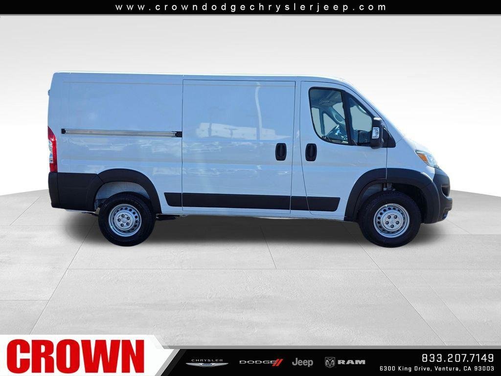 New 2026 Bright White Clear-Coat Exterior Paint RAM Tradesman image 4