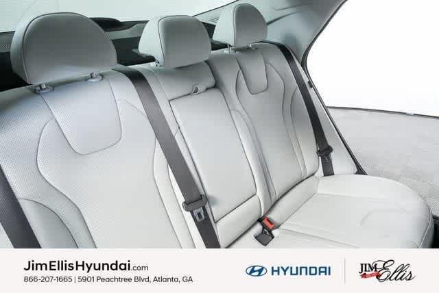 2025 Hyundai Elantra Limited - Photo 60