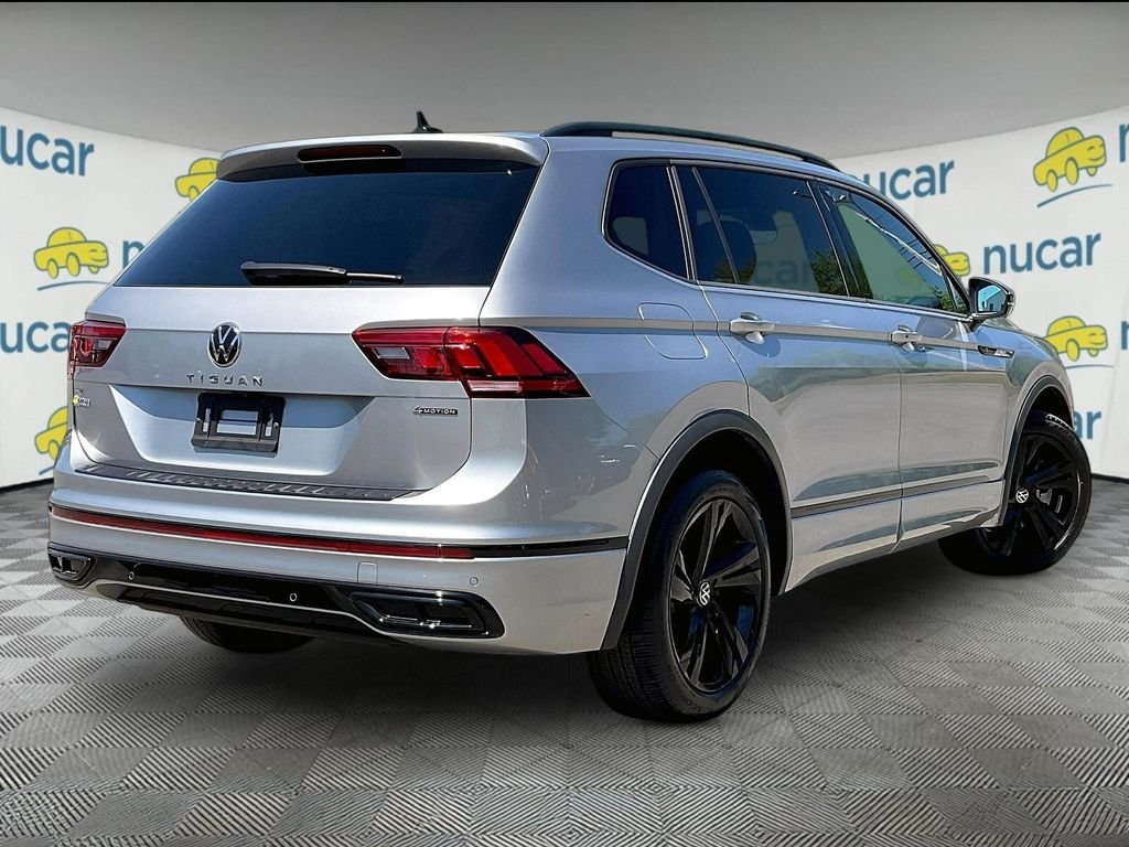 Used 2023 Pyrite Silver Metallic Volkswagen 2.0T SE R-Line Black image 6