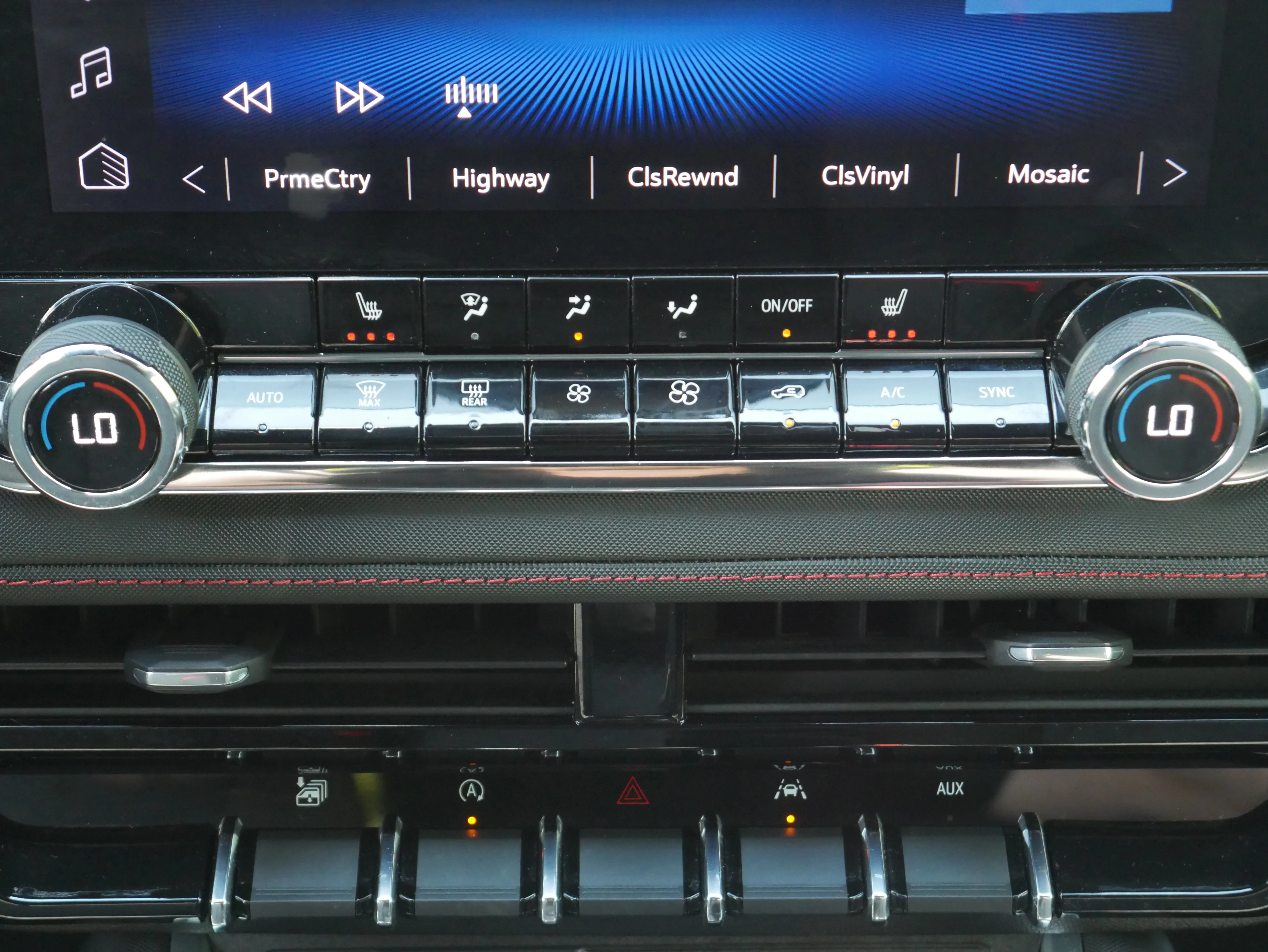 2023 Chevrolet Colorado Z71 - Photo 22