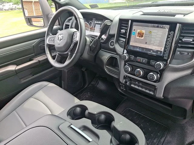New 2025 White Ram Tradesman image 9
