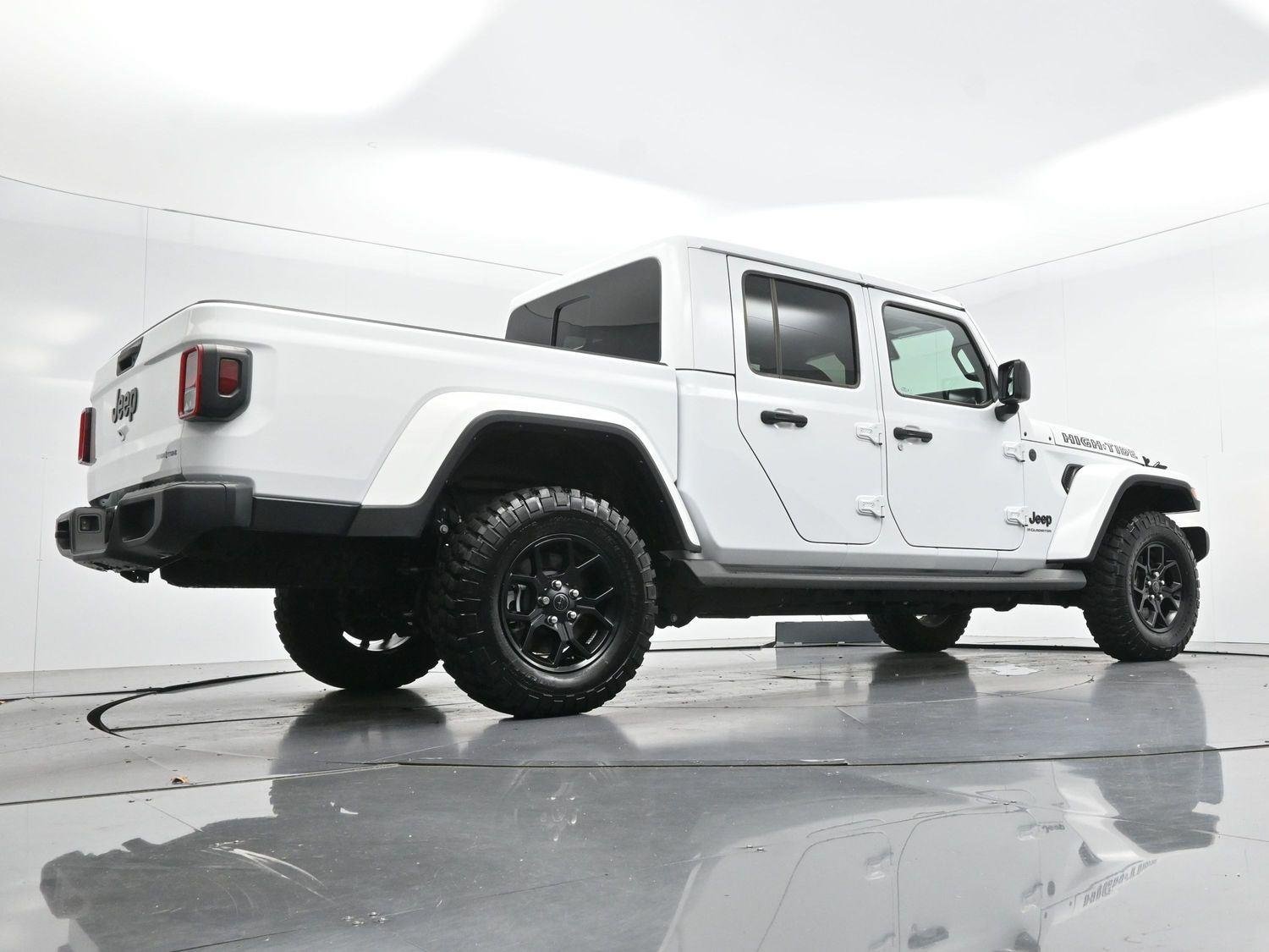 Used 2025 White Jeep High Tide image 44