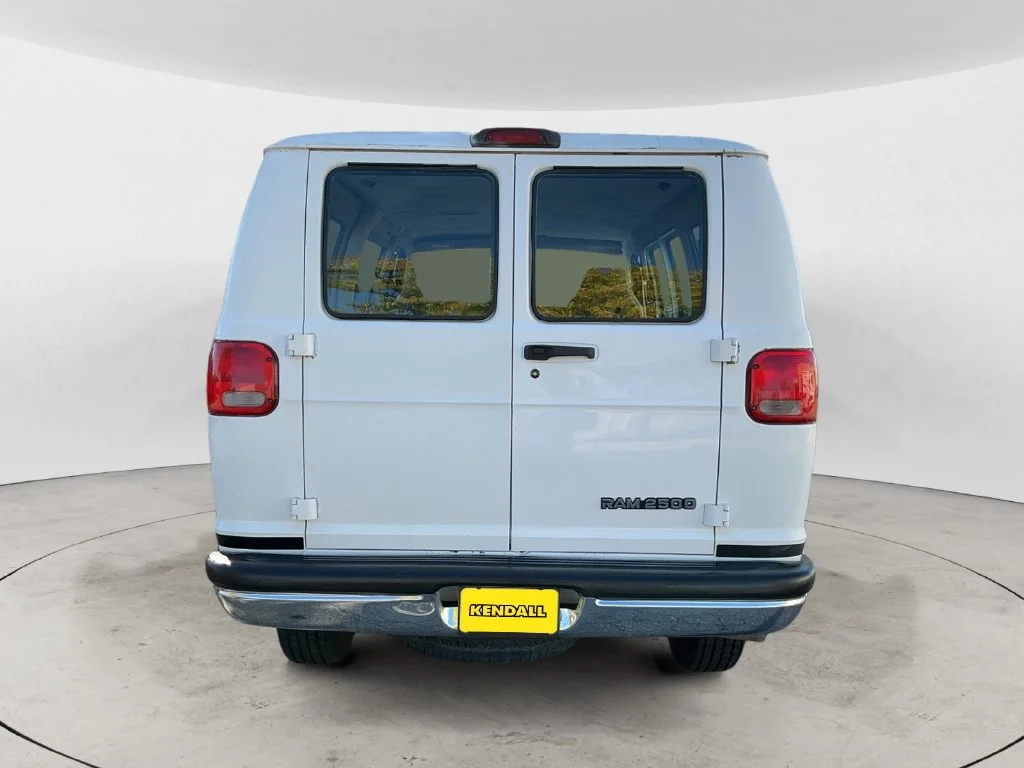 Used 2000 White Dodge Base image 6