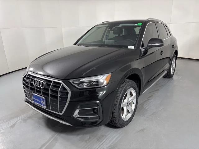 Used 2023 Black Audi 40 Premium image 4