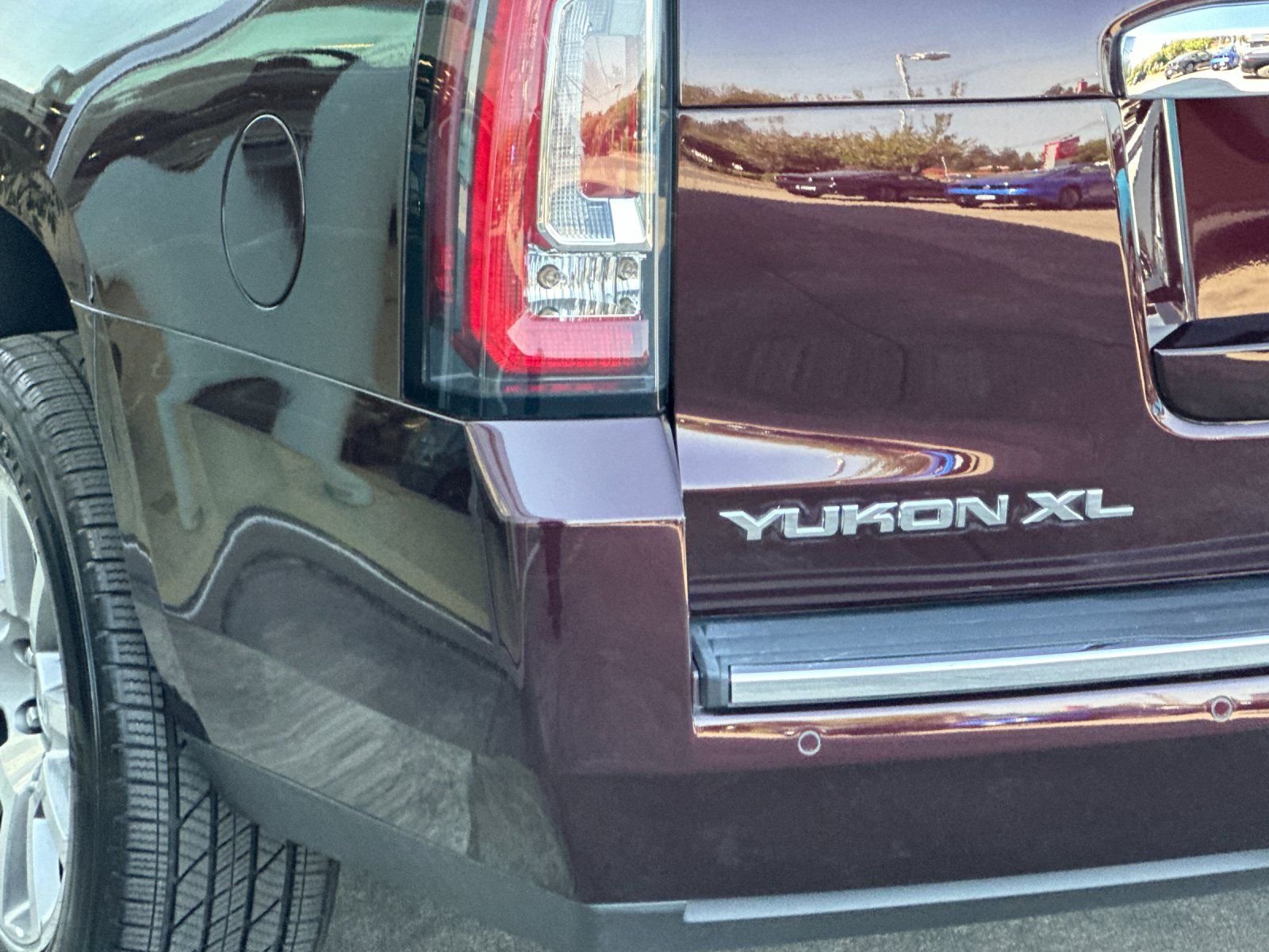 Used 2017 Black Cherry Metallic GMC Denali image 26