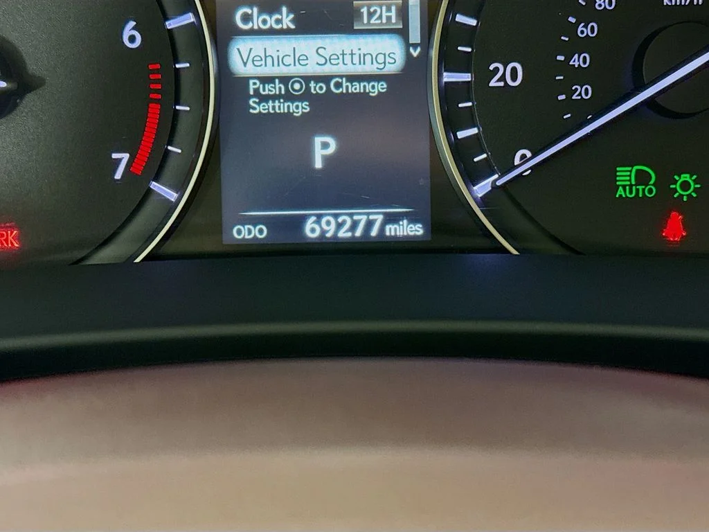 Used 2020 Red Lexus 350 image 13