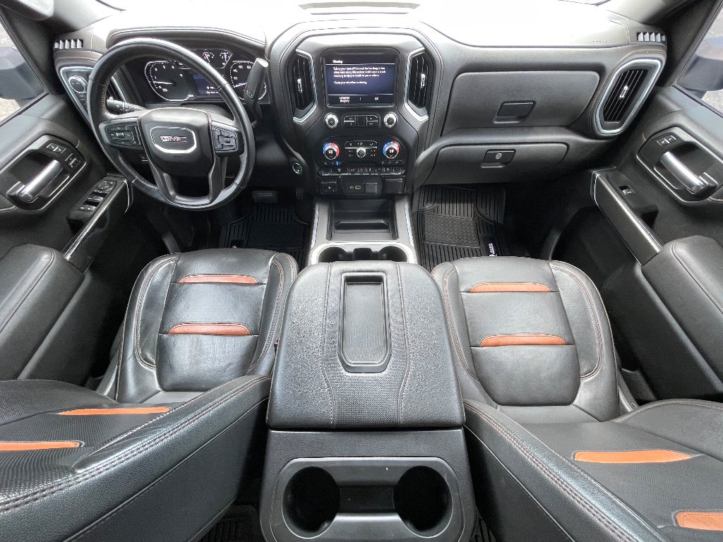 Used 2022 Summit White GMC AT4 image 3