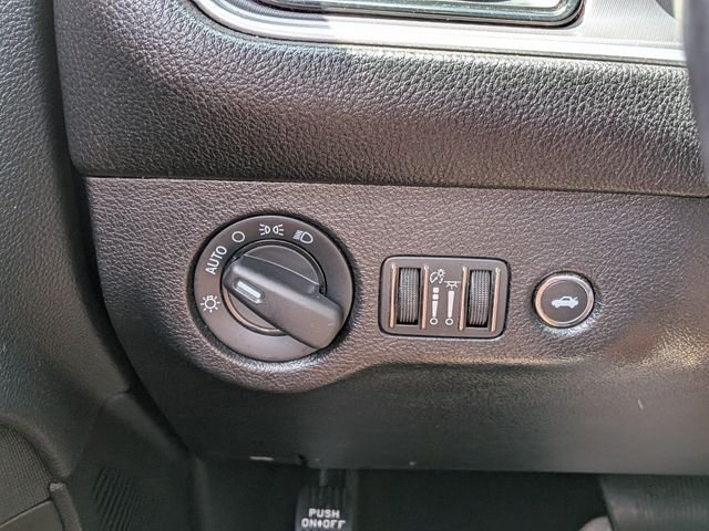 Used 2019 Red Dodge SXT image 22