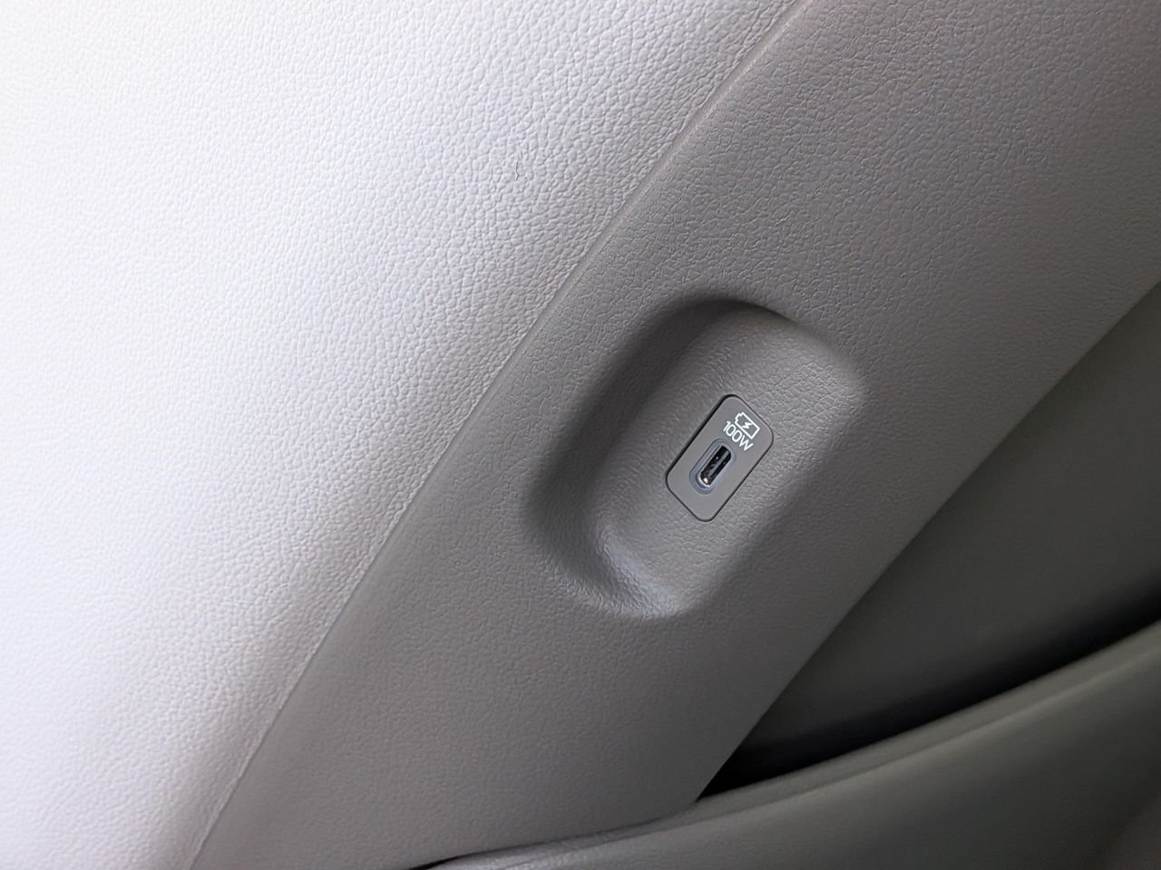 New 2027 Creamy White Pearl Hyundai Limited AWD image 16