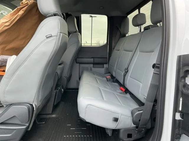 New 2026 Oxford White Ford XL image 19