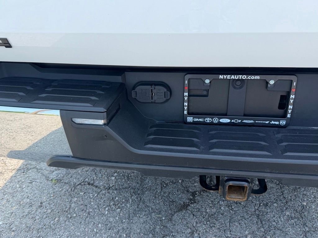 Used 2025 White Toyota SR5 image 50